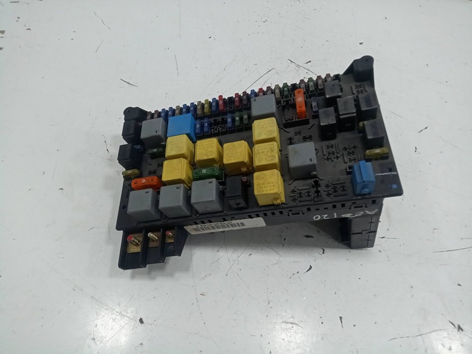 Caja reles / fusibles mercedesbenz clase m suv (199