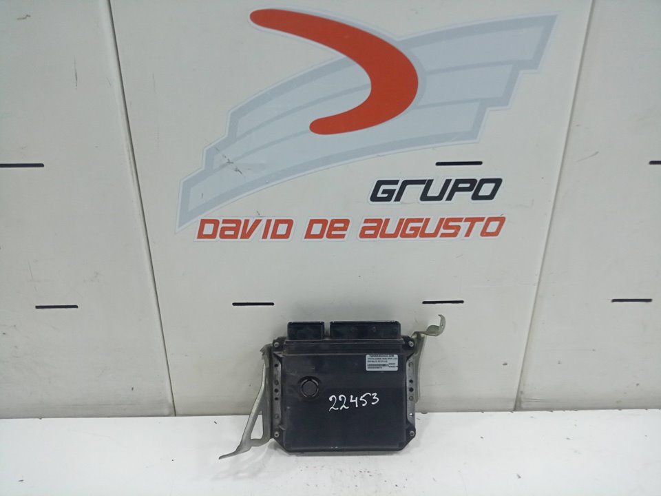 Centralita motor uce toyota avensis ranchera famili