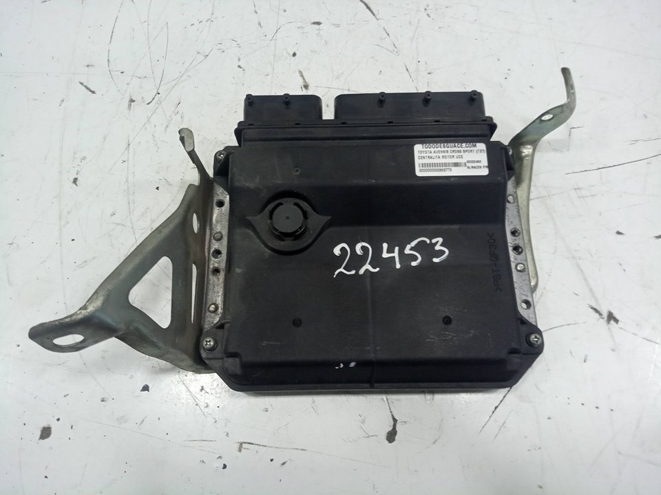 Centralita motor uce toyota avensis ranchera famili