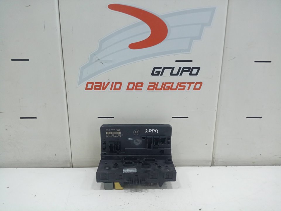 Caja reles / fusibles mercedesbenz vito autobÚs aut