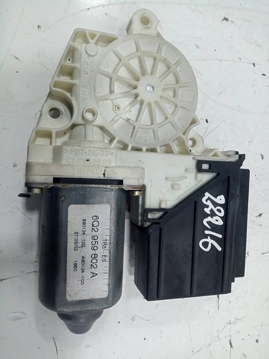 Elevalunas delantero izquierdo seat ibiza (6l1)    |   0.01 