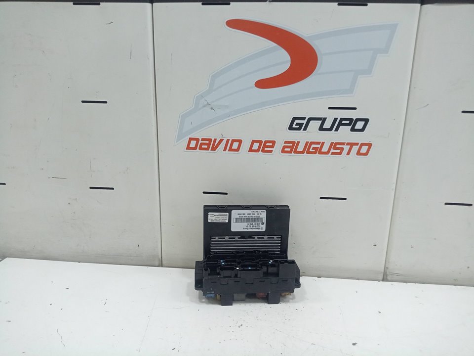 Caja reles / fusibles mercedesbenz clase c sedÁn (2