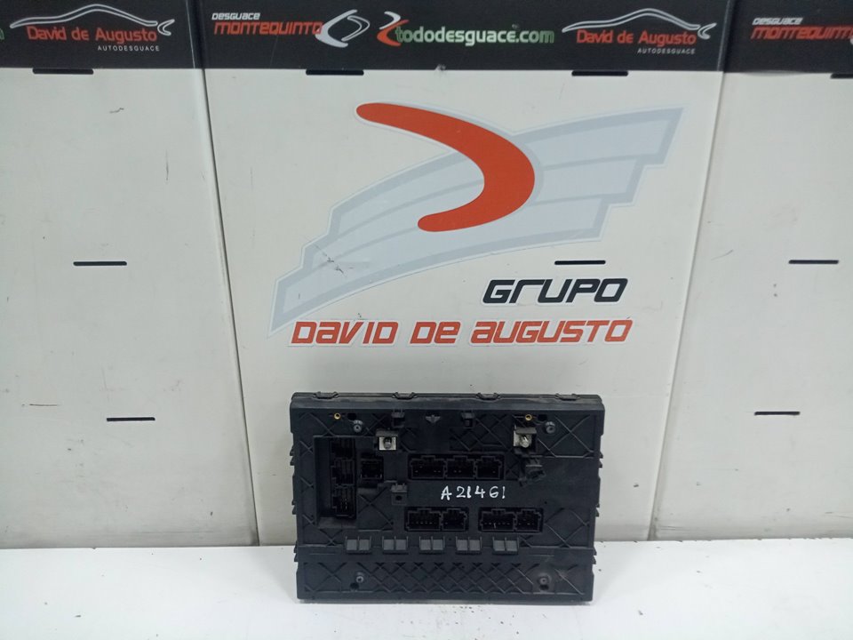 Caja reles / fusibles mercedes actros 23 2  ejes 