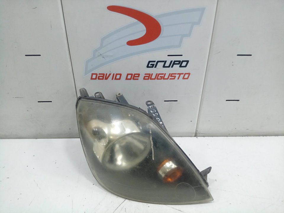 Faro izquierdo ford fiesta v fastback (20012