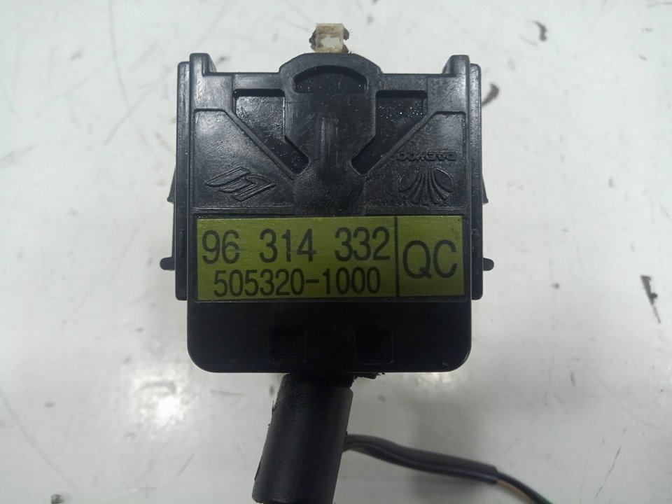 Mando intermitentes y luces chevrolet matiz fastback (2005