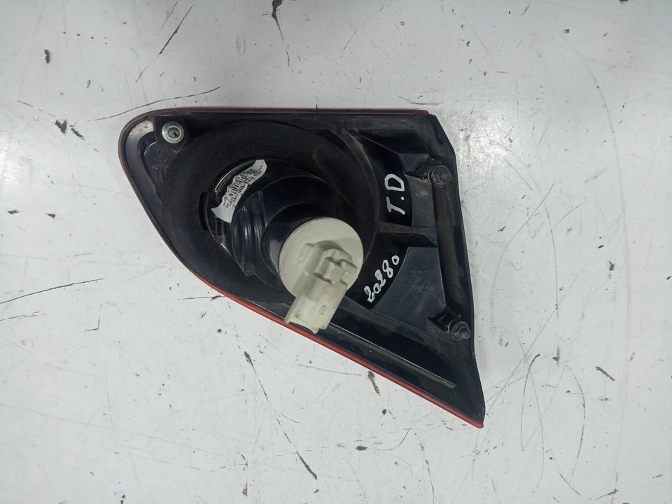 Piloto trasero derecho nissan qashqai  qashqai +2 i 