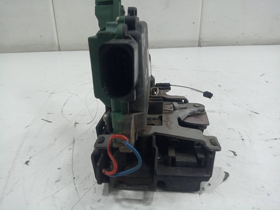 Cerradura puerta delantera izquierda seat toledo ii sedÁn (2000200