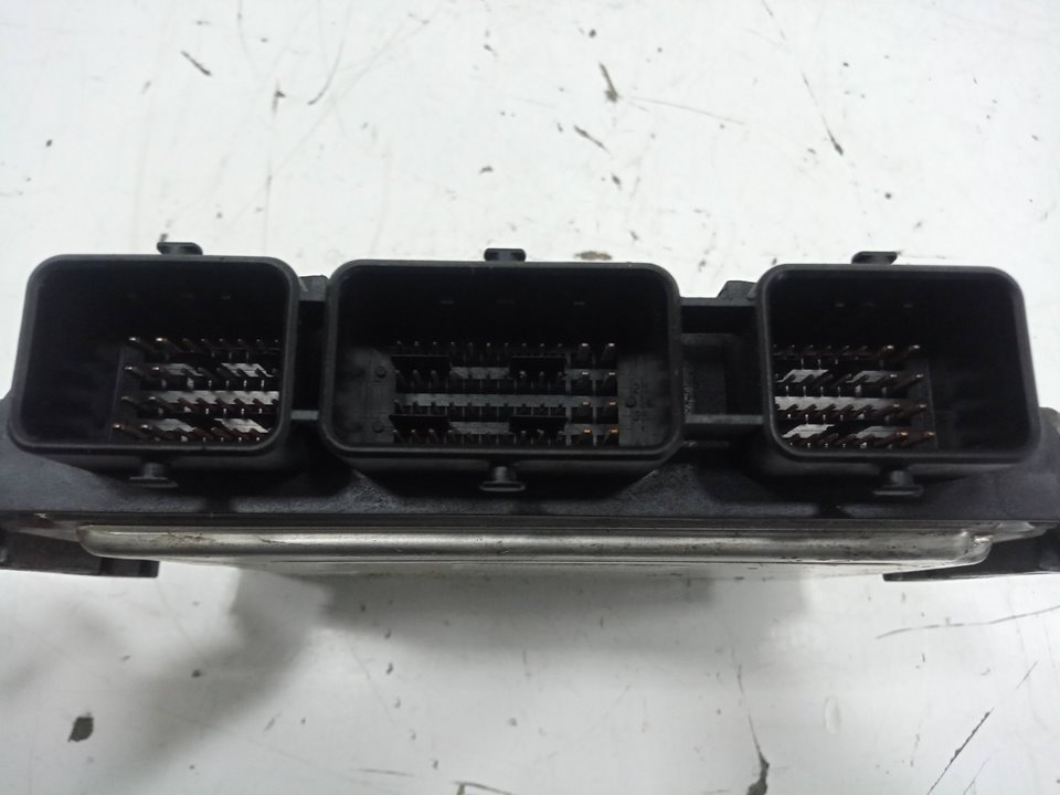 Centralita motor uce nissan primera hatchback fastb
