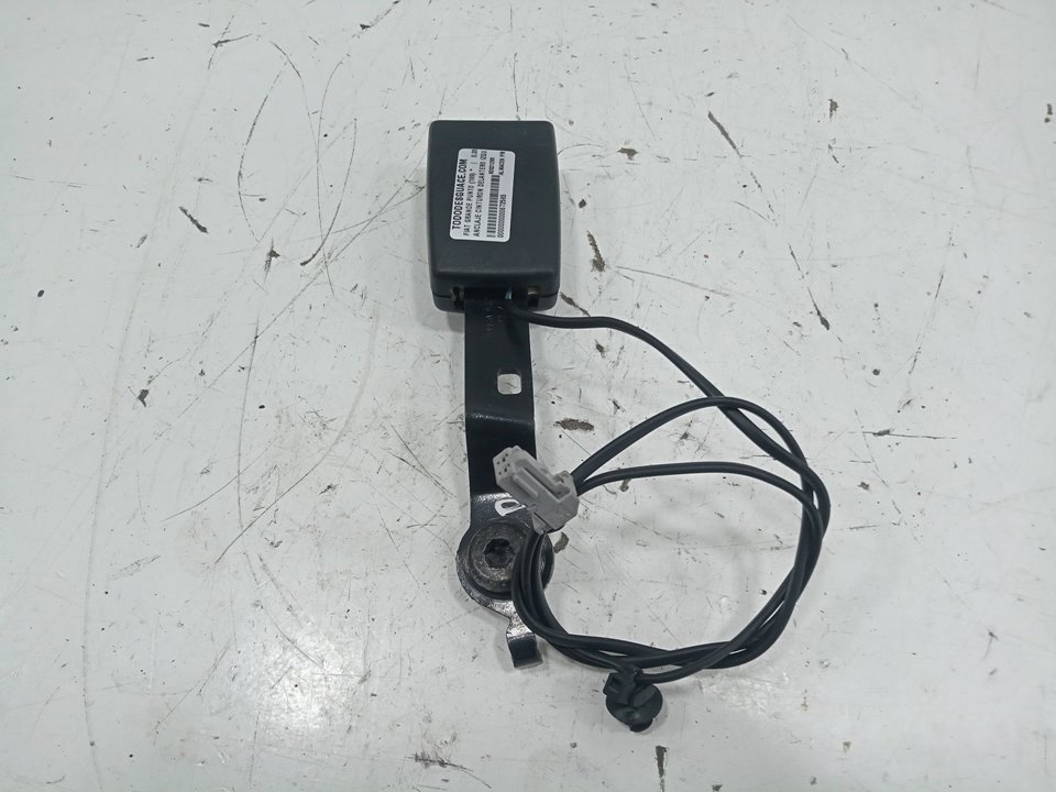 Anclaje cinturon delantero izquierdo fiat grande punto (199)    | 