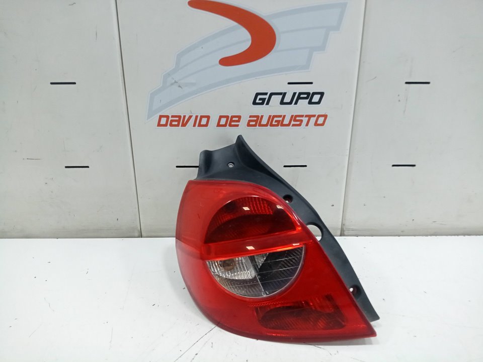 Piloto trasero izquierdo renault clio iii fastback (200
