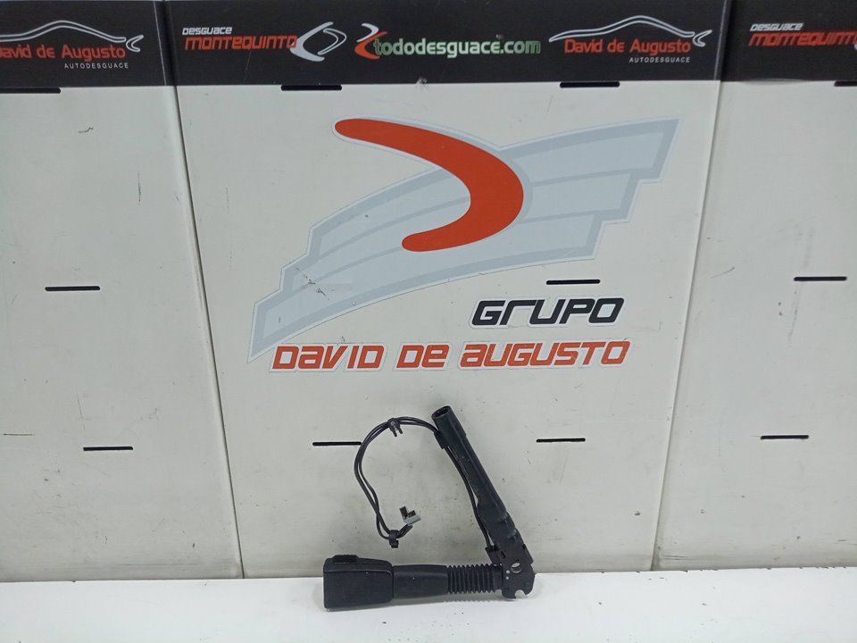 Anclaje cinturon delantero derecho opel astra h fastback (200920