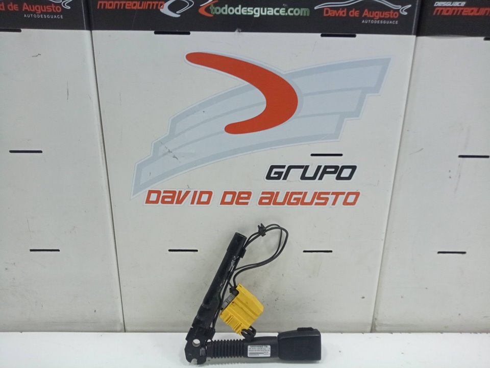 Anclaje cinturon delantero izquierdo opel astra h fastback (200920