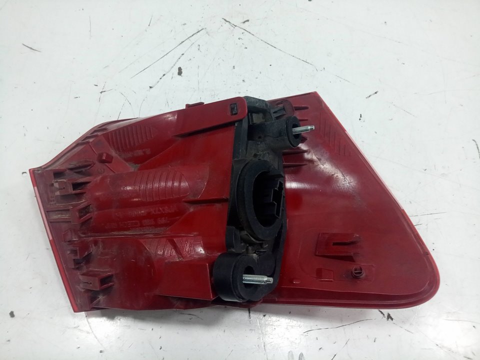 Piloto interior trasero derecho citroen c5 i fastback (200120