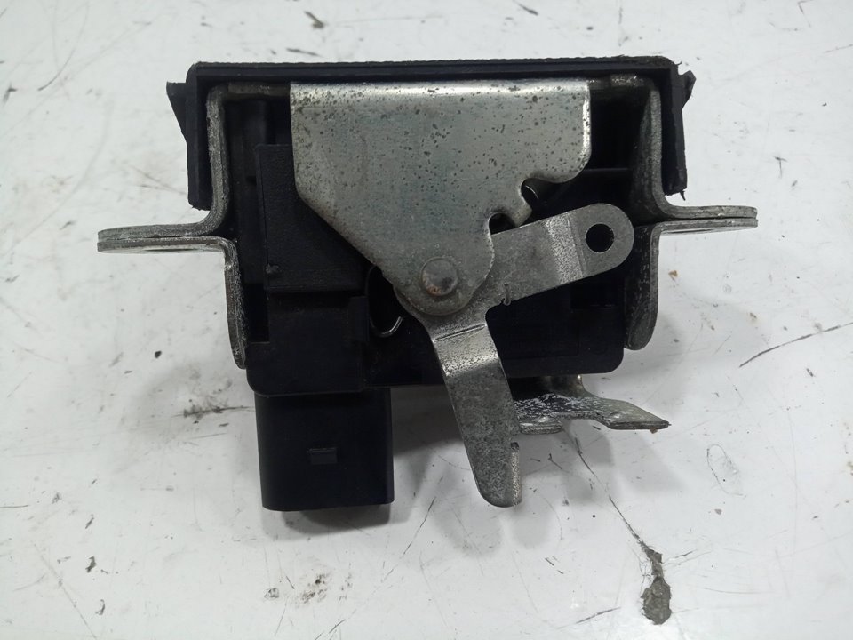 Cerradura maletero / porton volkswagen golf v fastback (20