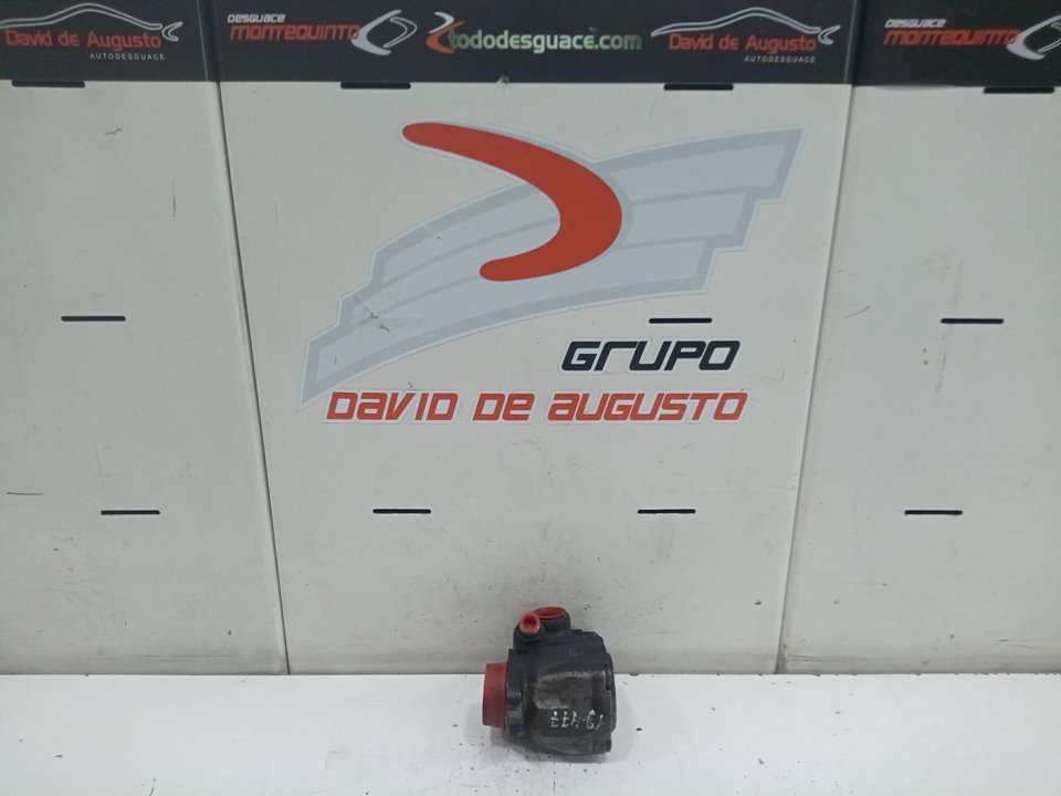 Bomba direccion mercedes atego 4cilindros 4x2