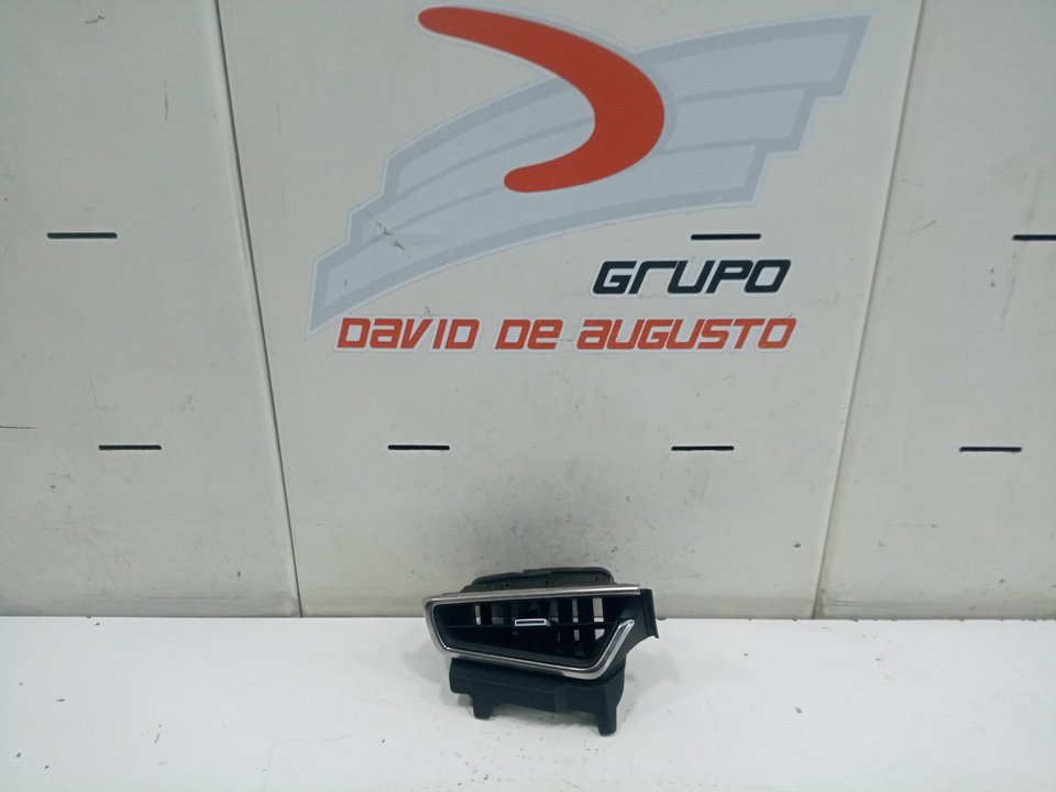 Rejilla aire delantera izquierda toyota corolla (210)    |   ..