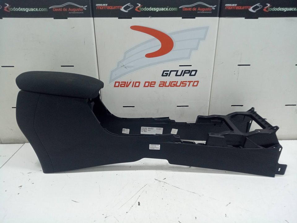 Apoyabrazos central toyota corolla (210)    |   ..