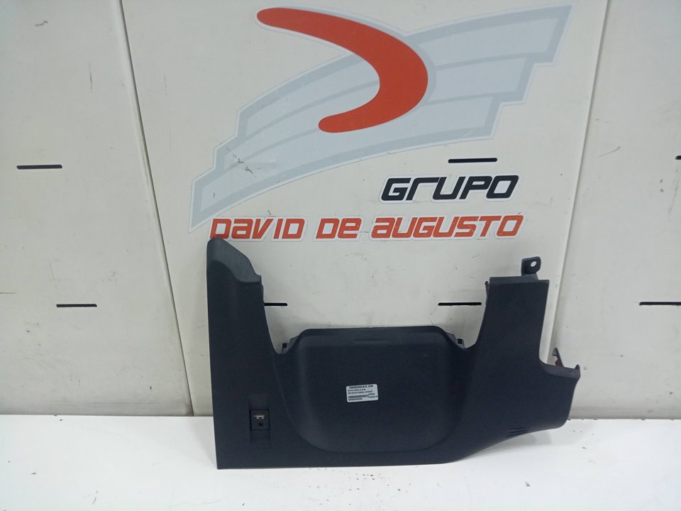 Protector consola inferior toyota corolla (210)    |   ..