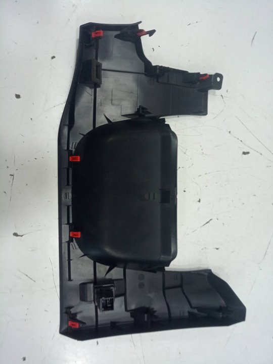 Protector consola inferior toyota corolla (210)    |   ..