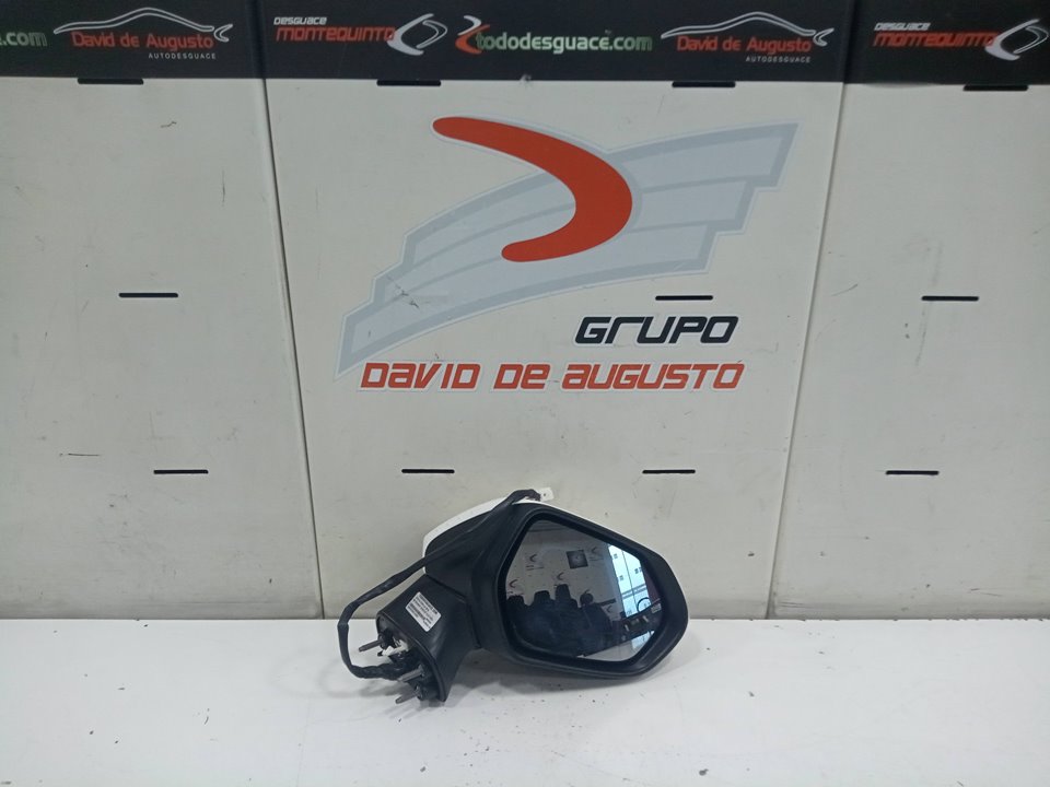 Retrovisor derecho electrico toyota corolla (210)    |   ..