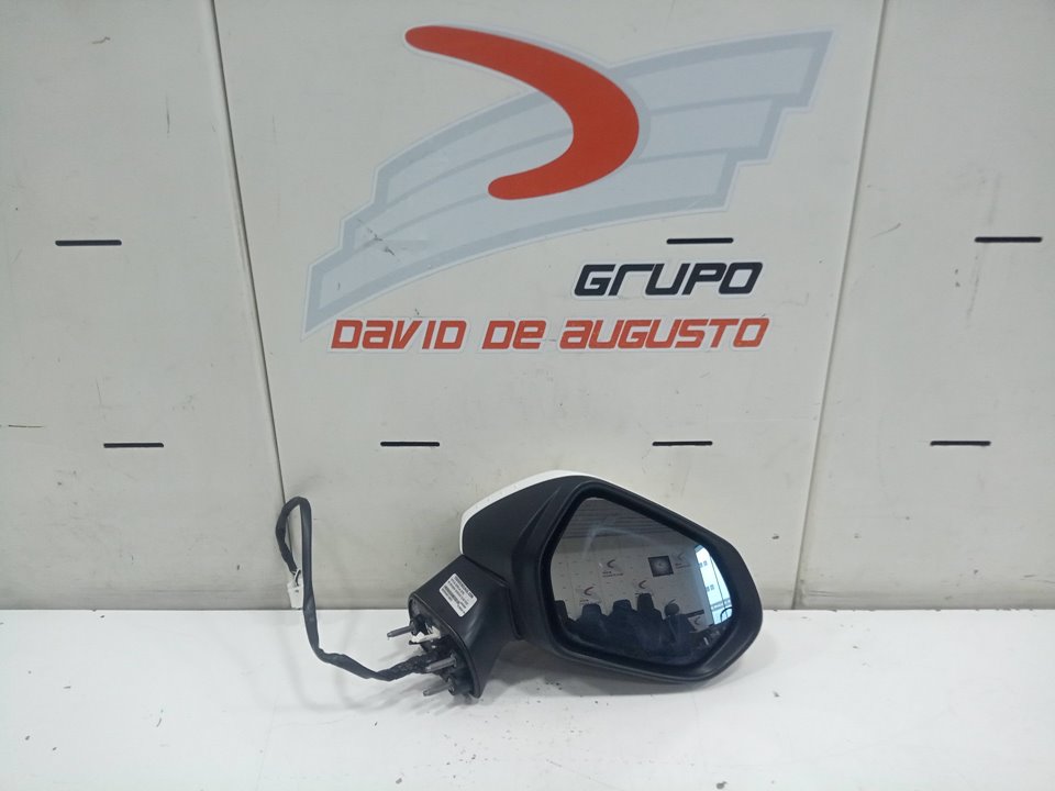 Retrovisor derecho electrico toyota corolla (210)    |   ..