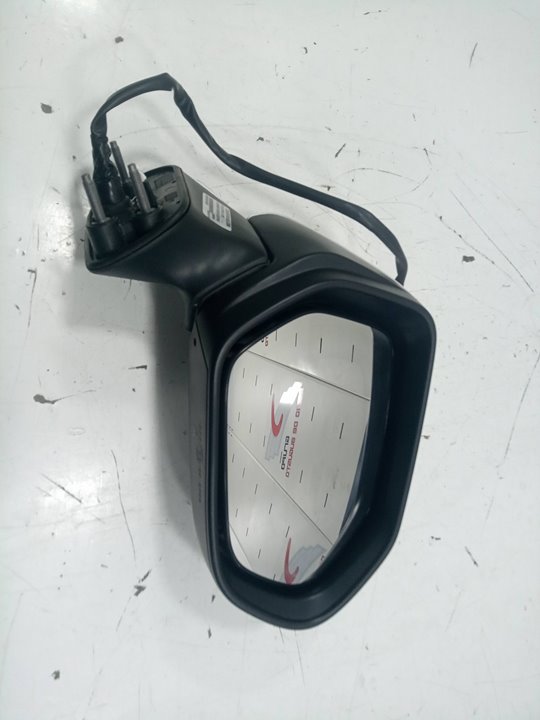 Retrovisor derecho electrico toyota corolla (210)    |   ..