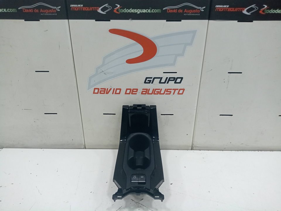 Guarnecido central toyota corolla (210)    |   ..