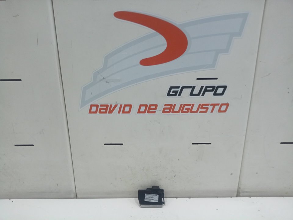 Moldura salpicadero toyota corolla (210)    |   ..