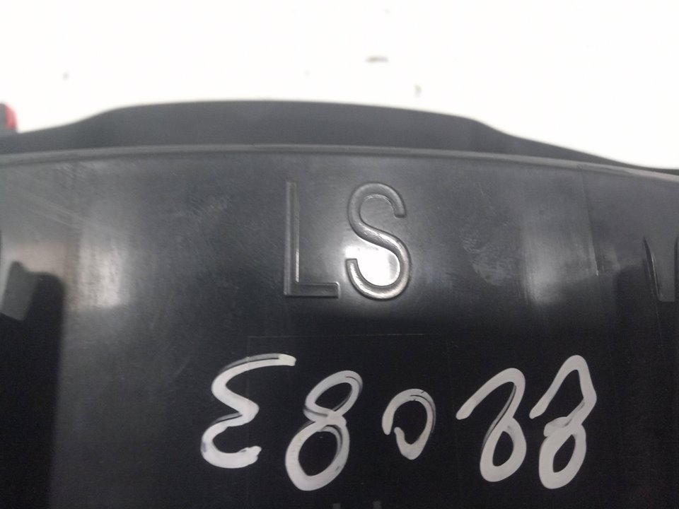 Carcasa cuadro instrumentos toyota corolla (210)    |   ..