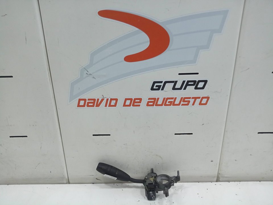 Mando limpia mercedesbenz clase b fastback