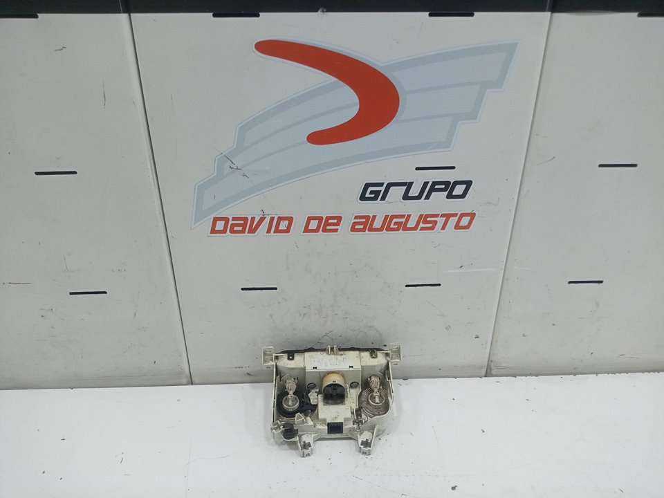 Mando calefaccion /  aire acondicionado mazda 323 s vi sedÁn (2000200