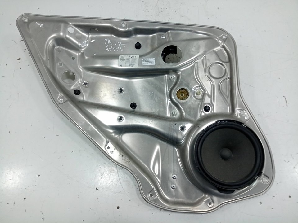 Elevalunas trasero izquierdo mercedesbenz clase c sedÁn (2