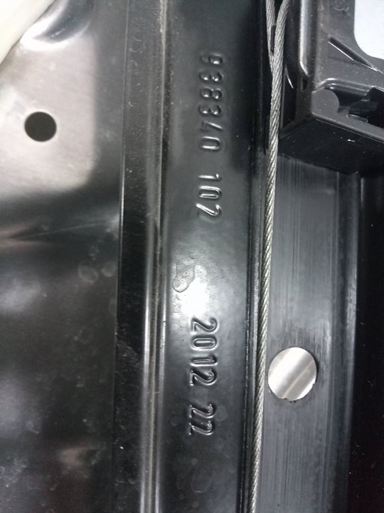 Elevalunas delantero derecho mercedesbenz clase c sedÁn (2