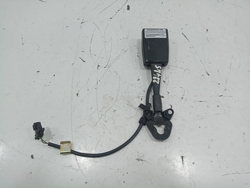Anclaje cinturon delantero derecho audi a6 sedÁn (20042006) 3.0
