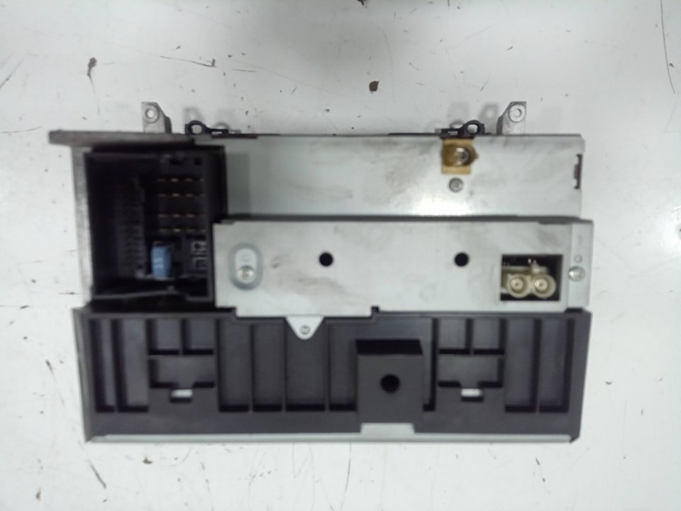 Radio mercedesbenz clase b fastback