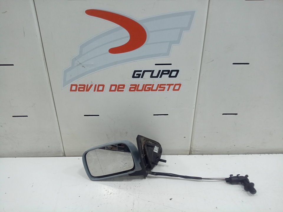 Retrovizor delantero izquierdo volkswagen polo fastback (1995