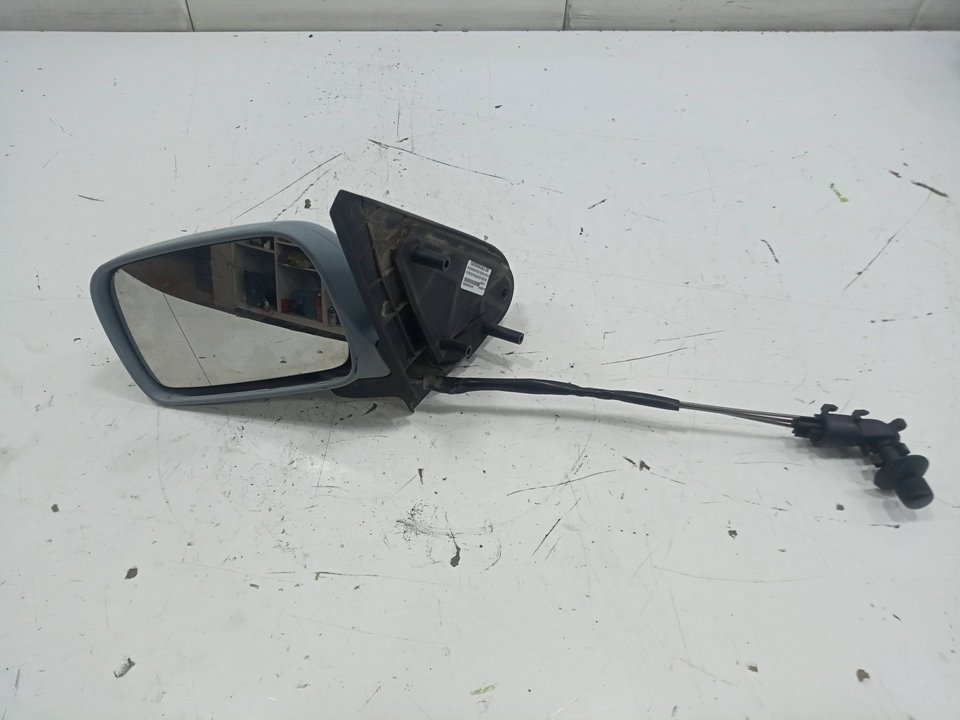 Retrovizor delantero izquierdo volkswagen polo fastback (1995