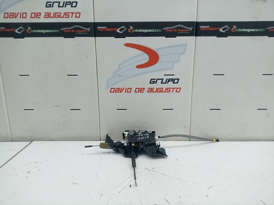 Cerradura puerta delantera derecha mercedesbenz clase c sedÁn (2