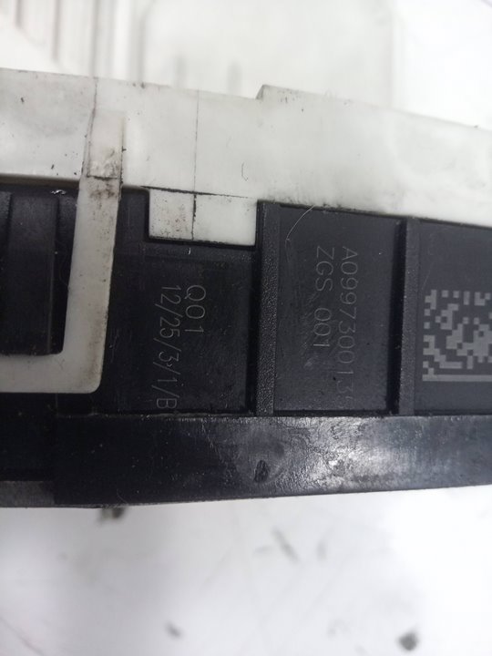 Cerradura puerta trasera izquierda mercedesbenz clase c sedÁn (2