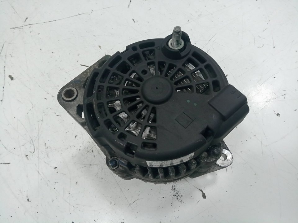 Alternador opel zafira b monospace (2008