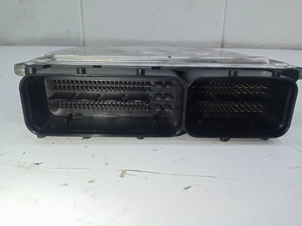 Centralita motor uce audi a6 sedÁn (20042006) 3.0