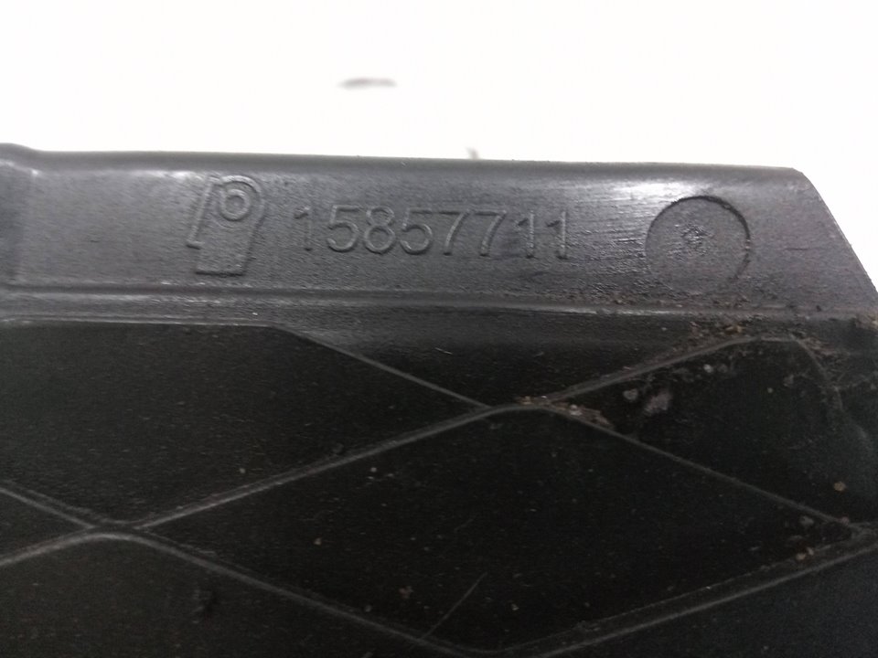 Rejilla paragolpes derecha bmw 3 sedÁn (20072010) 320 d