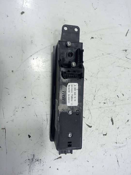 Mando elevalunas delantero izquierdo mercedesbenz sprinter 3t aut