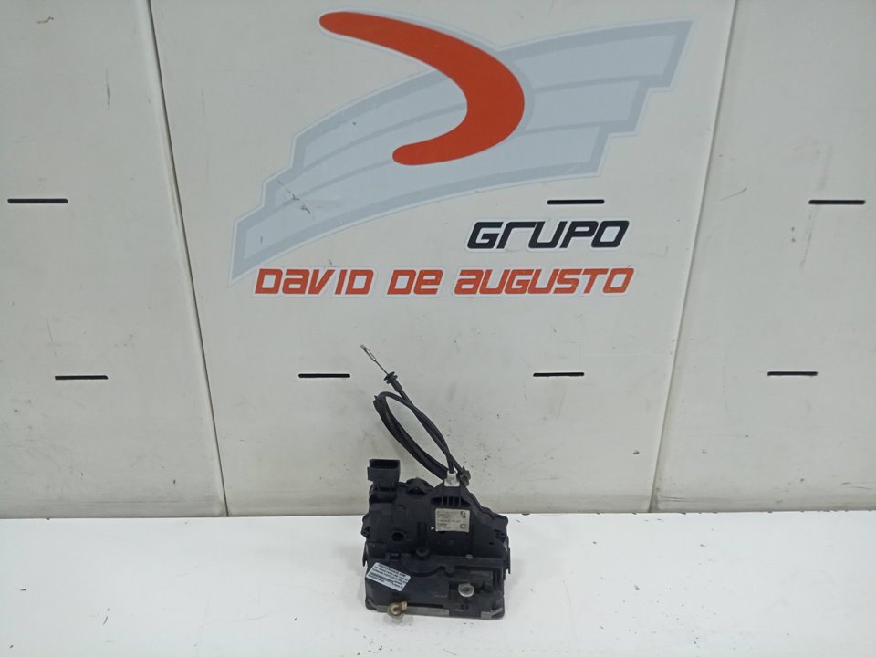 Cerradura puerta delantera derecha fiat grande punto fastback (20