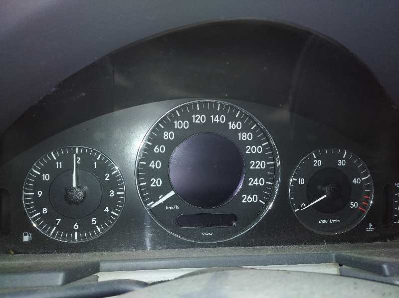 Cuadro instrumentos mercedes-benz clase e e 220 cdi (211.006)