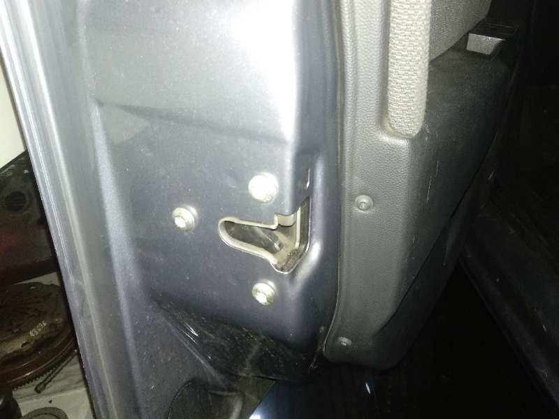  cerradura puerta delantera izquierda   opel astra h ber. cosmo 1.7 16v cdti