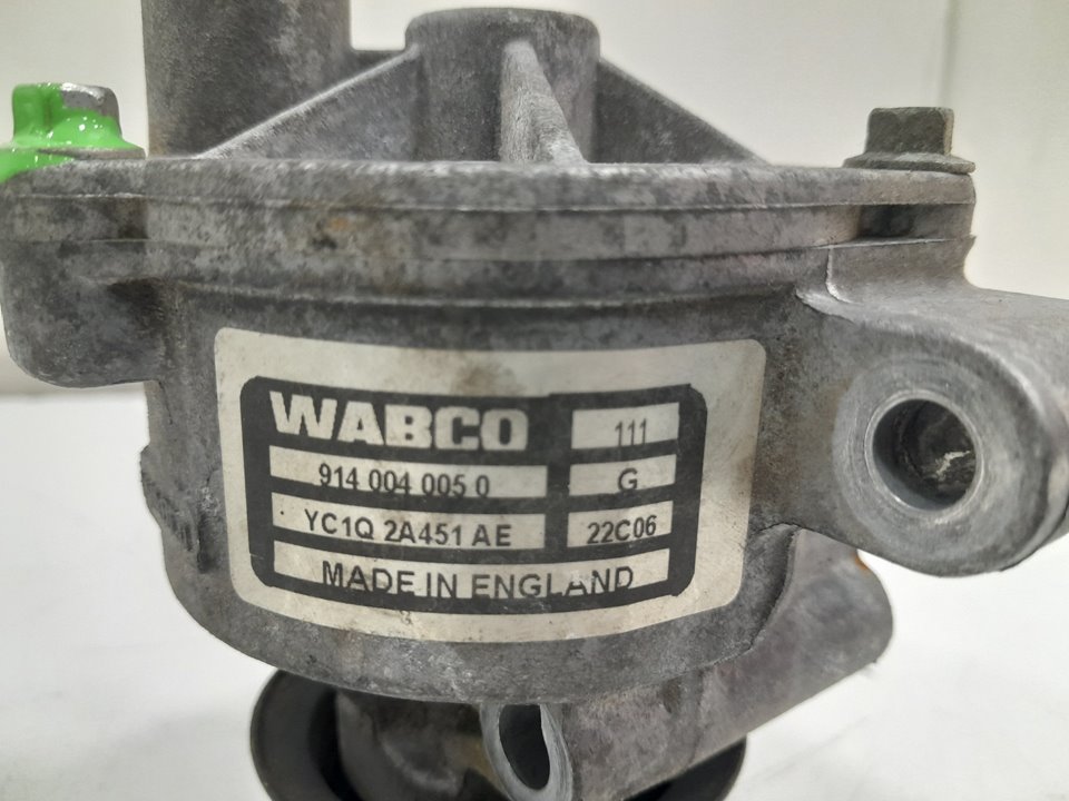 Depresor freno / bomba vacÍo ford transit  caja cerrada  06