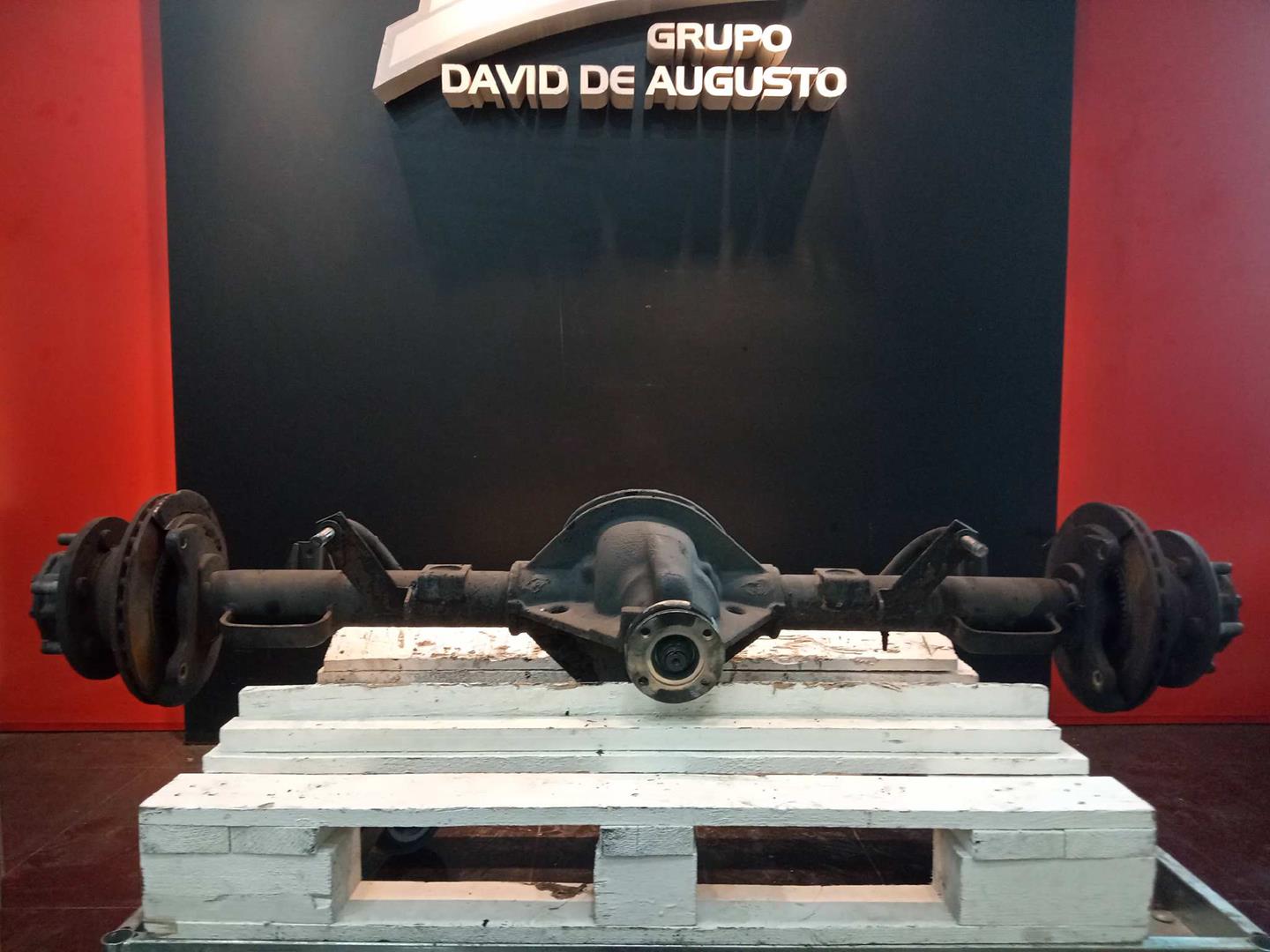 Eje trasero completo iveco 35c14 plataforma elevado
