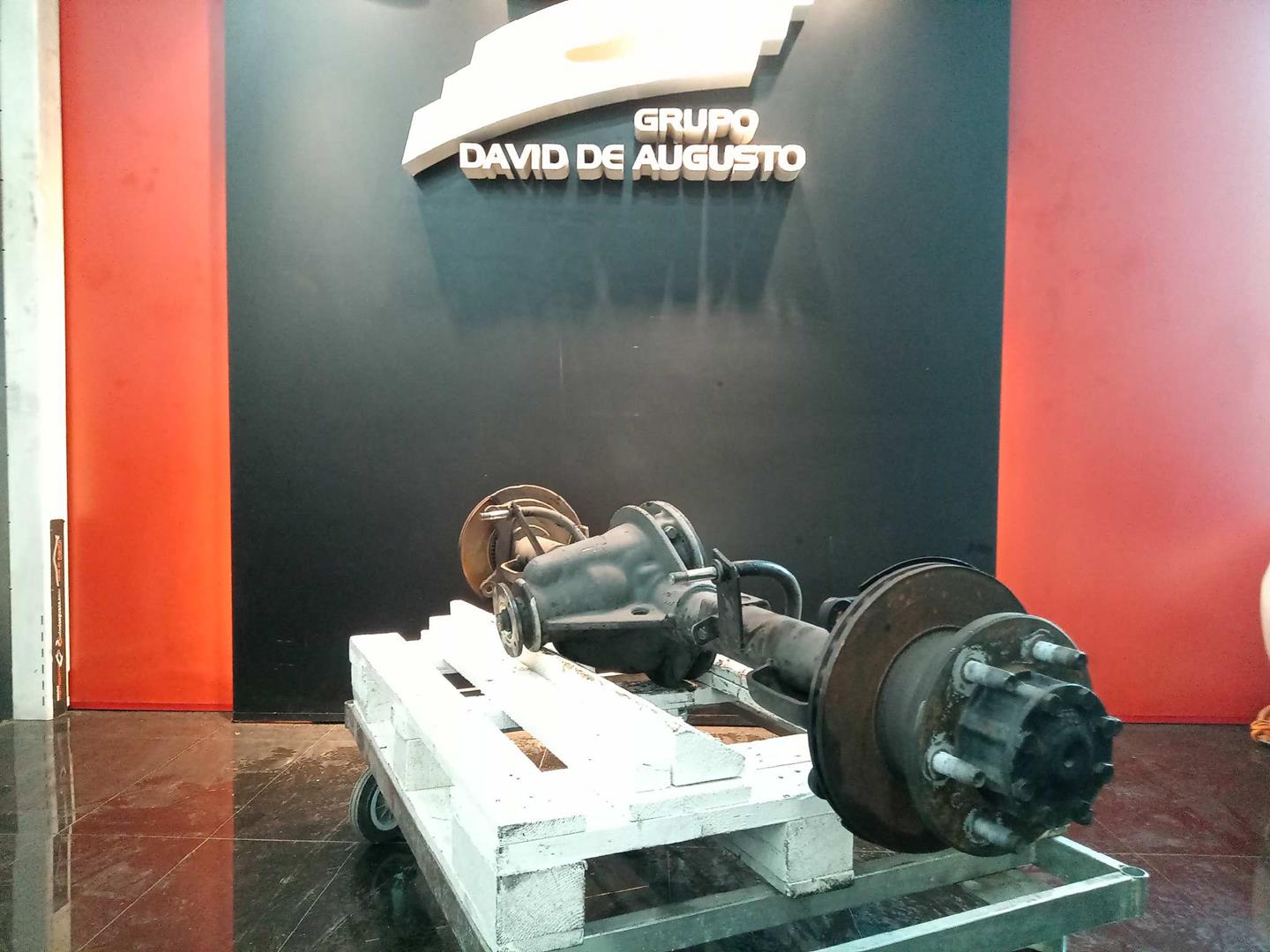 Eje trasero completo iveco 35c14 plataforma elevado
