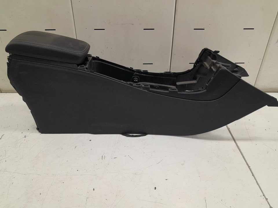 Guarnecido central mercedes-benz clase b b 180 cdi  d (246.212)